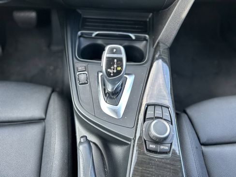 Used 2018 BMW 330i Sedan image 18