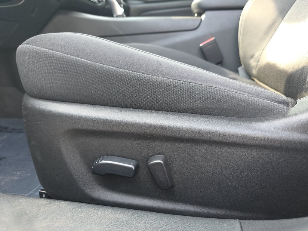Used 2025 Nissan Altima 2.5 SV FWD image 27