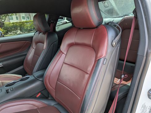 Used 2024 Ford Mustang GT Premium RWD image 15