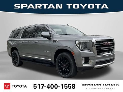 Used 2023 GMC Yukon XL SLT AWD/4WD image 10