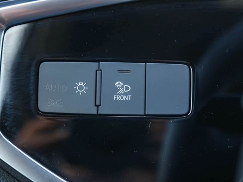 New 2025 Audi Q3 2.0T Premium image 37