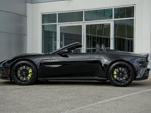 New 2026 Aston Martin V8 Vantage Roadster image 11