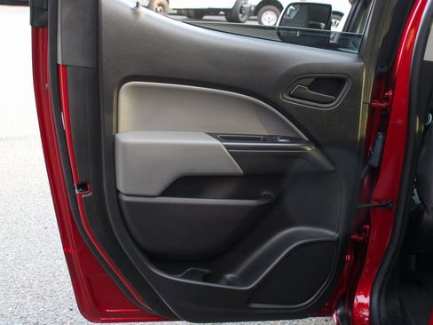 Used 2021 Chevrolet Colorado W/T w/ Custom Special Edition image 28