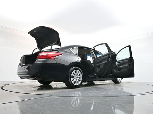 Used 2016 Nissan Altima 2.5 S w/ Power Driver Seat Package image 38