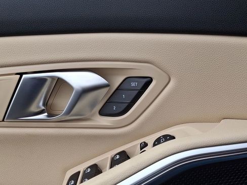 Certified 2025 BMW 330i xDrive Sedan w/ Premium Package image 25