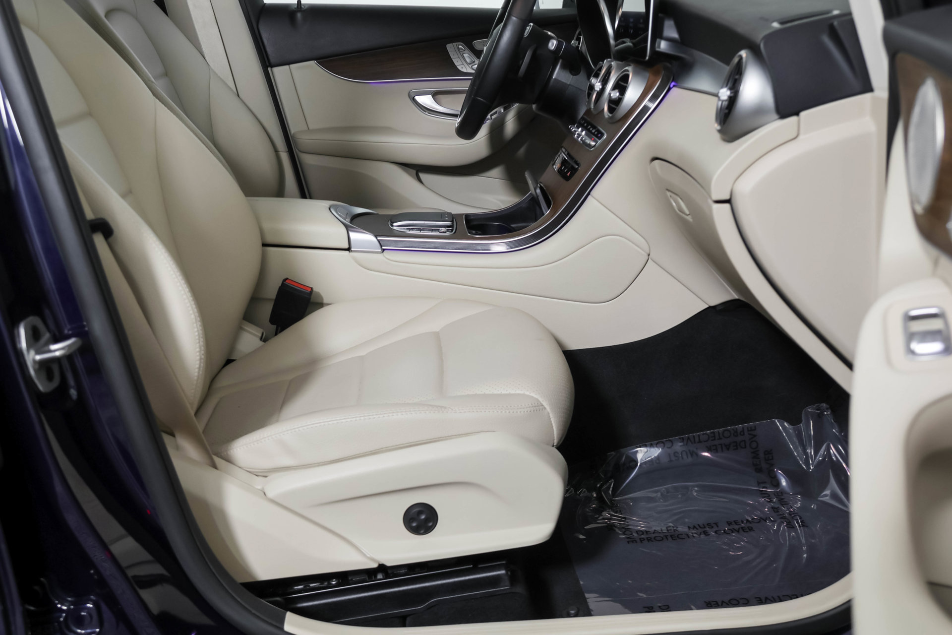 Used 2021 Mercedes-Benz GLC 300 4MATIC image 45
