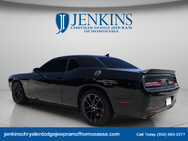 Used 2021 Dodge Challenger R/T Scat Pack RWD image 6