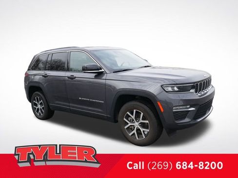 New 2025 Jeep Grand Cherokee Limited AWD/4WD image 1