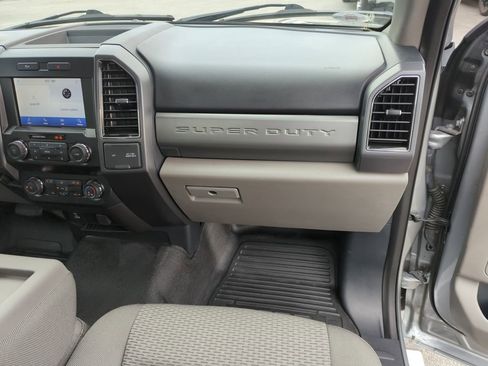 Certified 2022 Ford F350 XLT RWD image 16