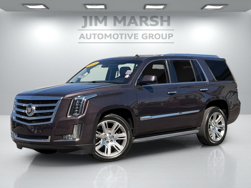 Used 2015 Cadillac Escalade Luxury AWD/4WD image 2