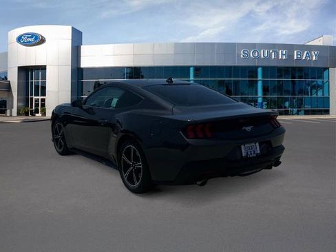 Certified 2024 Ford Mustang Coupe RWD image 3