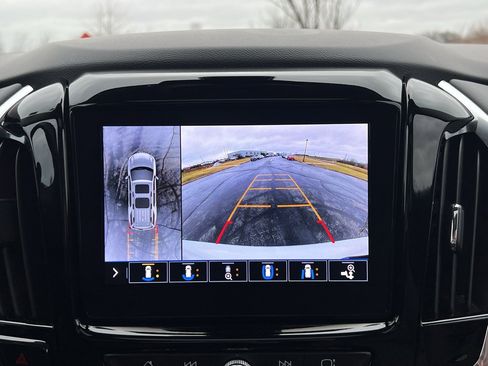 Used 2021 Chevrolet Traverse Premier w/ Redline Edition image 27