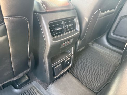 Used 2020 Ford Edge Titanium w/ Equipment Group 301A AWD/4WD image 36