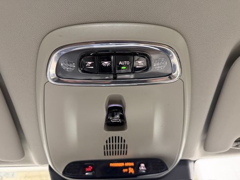 Used 2023 Volvo XC60 B5 Plus w/ Protection Package Premier FWD image 15