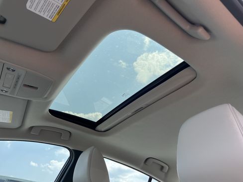 New 2026 Nissan Sentra SL w/ Floor Mat Package FWD image 23