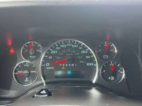 Certified 2021 Chevrolet Express 3500 w/ Driver Convenience Package RWD image 38