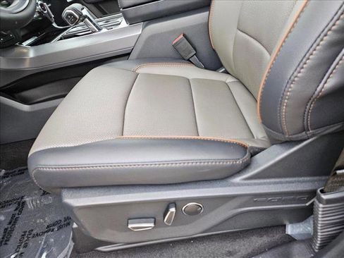 New 2025 Ford F150 Lariat w/ Equipment Group 502A High image 4