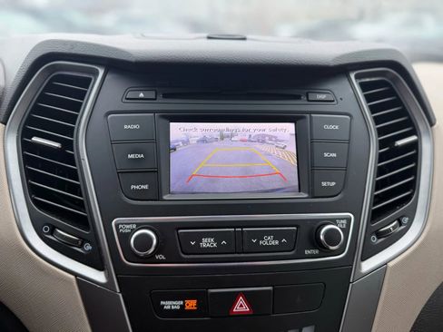 Used 2017 Hyundai Santa Fe Sport image 23