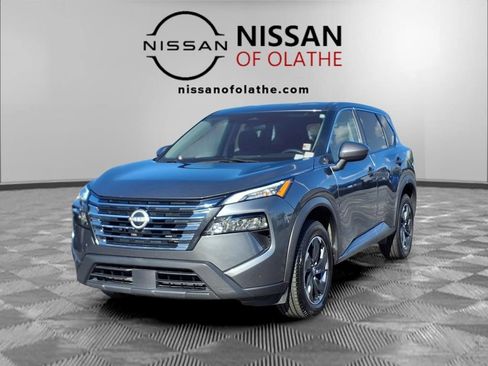 Used 2024 Nissan Rogue SV FWD image 1