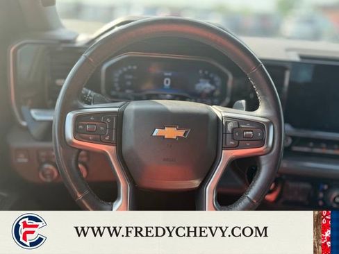 Used 2023 Chevrolet Silverado 1500 LTZ AWD/4WD image 12
