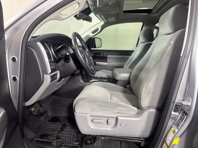 Used 2019 Toyota Sequoia SR5 AWD/4WD image 11