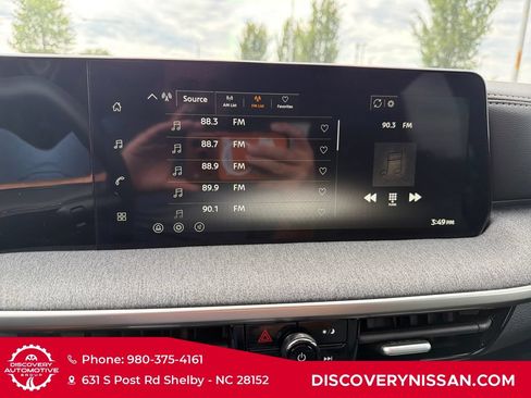 Certified 2026 Nissan Kicks SV w/ Charging Package FWD image 17