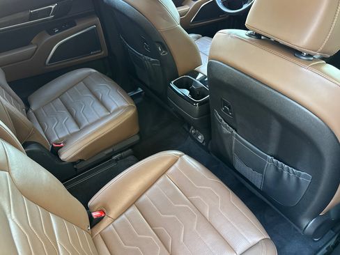 Used 2022 Kia Telluride SX w/ SX Prestige Package AWD/4WD image 34