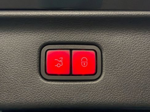 Certified 2023 Mercedes-Benz S 580e 4MATIC Sedan image 17