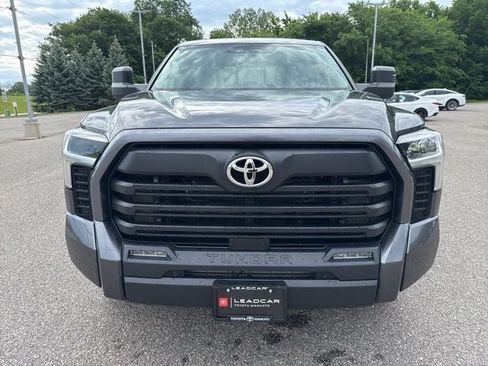 Used 2023 Toyota Tundra SR5 w/ SR5 Convenience Package AWD/4WD image 4