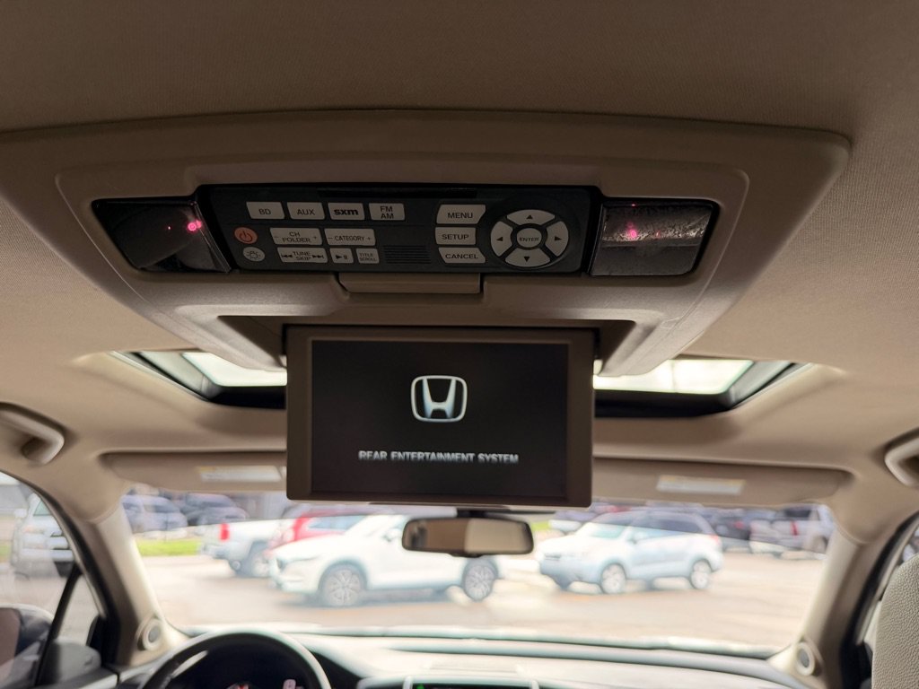 Used 2016 Honda Pilot Elite image 31