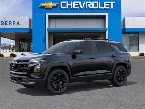 New 2026 Chevrolet Equinox LT image 2