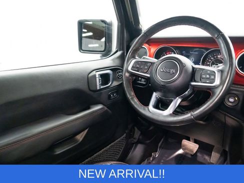 Used 2022 Jeep Wrangler Unlimited Rubicon w/ Steel Bumper Group image 11