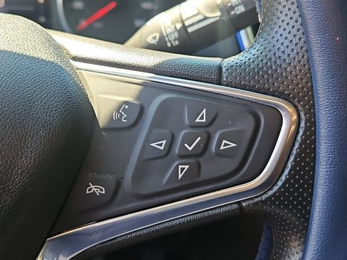 Used 2019 Chevrolet Equinox LT AWD/4WD image 25