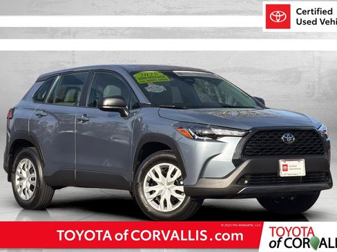 Certified 2025 Toyota Corolla Cross L image 1