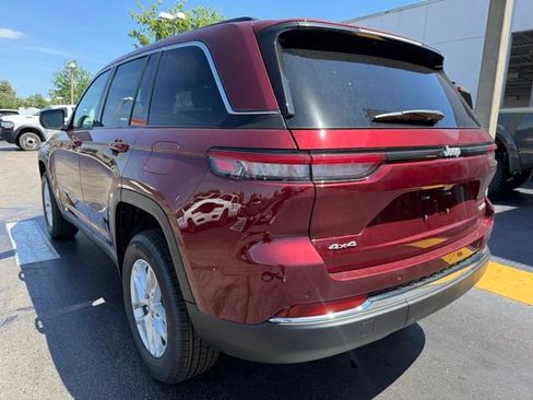 New 2026 Jeep Grand Cherokee Laredo AWD/4WD image 8
