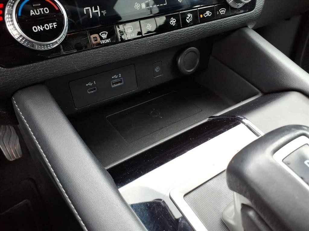Used 2024 Mitsubishi Outlander SE AWD/4WD image 28