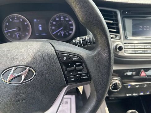 Used 2017 Hyundai Tucson SE image 18