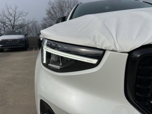 New 2026 Volvo XC40 B5 Plus w/ Protection Package Premier image 10