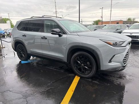 Used 2025 Toyota Grand Highlander AWD Hybrid image 49