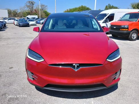 Used 2018 Tesla Model X 75D image 2