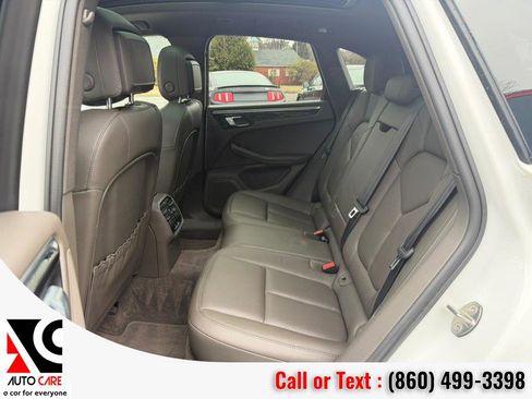 Used 2016 Porsche Macan S image 14