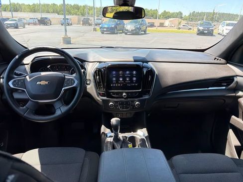 Used 2023 Chevrolet Traverse LT w/ LPO, Floor Liner Package AWD/4WD image 30