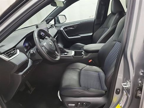 Used 2023 Toyota RAV4 XSE AWD/4WD image 10