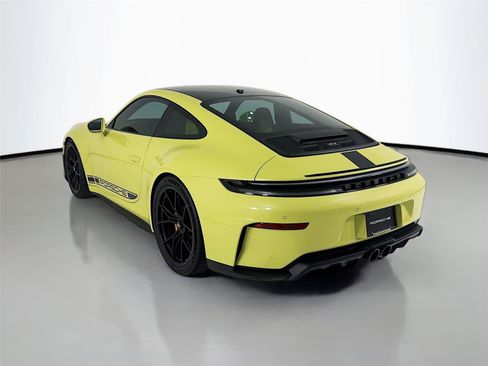 Used 2026 Porsche 911 GT3 RWD image 3