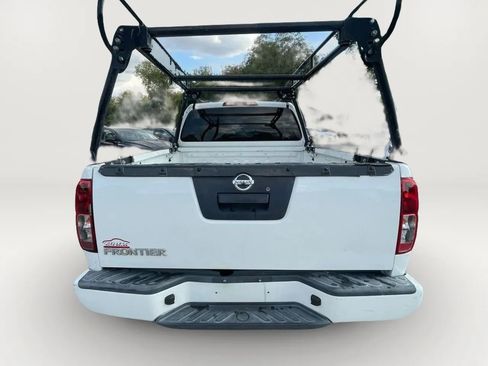 Used 2019 Nissan Frontier S image 4