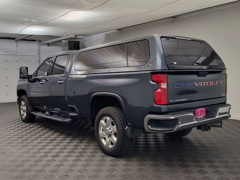 Used 2020 Chevrolet Silverado 3500 LTZ w/ LTZ Premium Package image 3