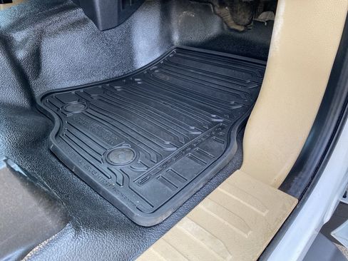 Used 2019 Ford F350 Lariat w/ Lariat Value Package image 11