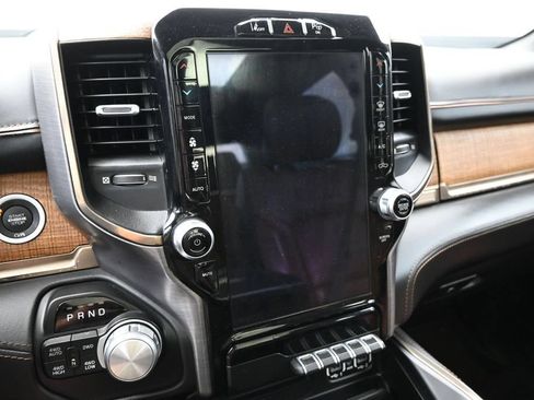 Used 2019 RAM 1500 Limited AWD/4WD image 10