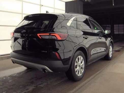 Used 2023 Ford Escape Active w/ Tech Pack #1 image 3