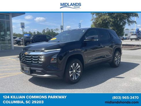 Used 2025 Chevrolet Equinox LT FWD image 3